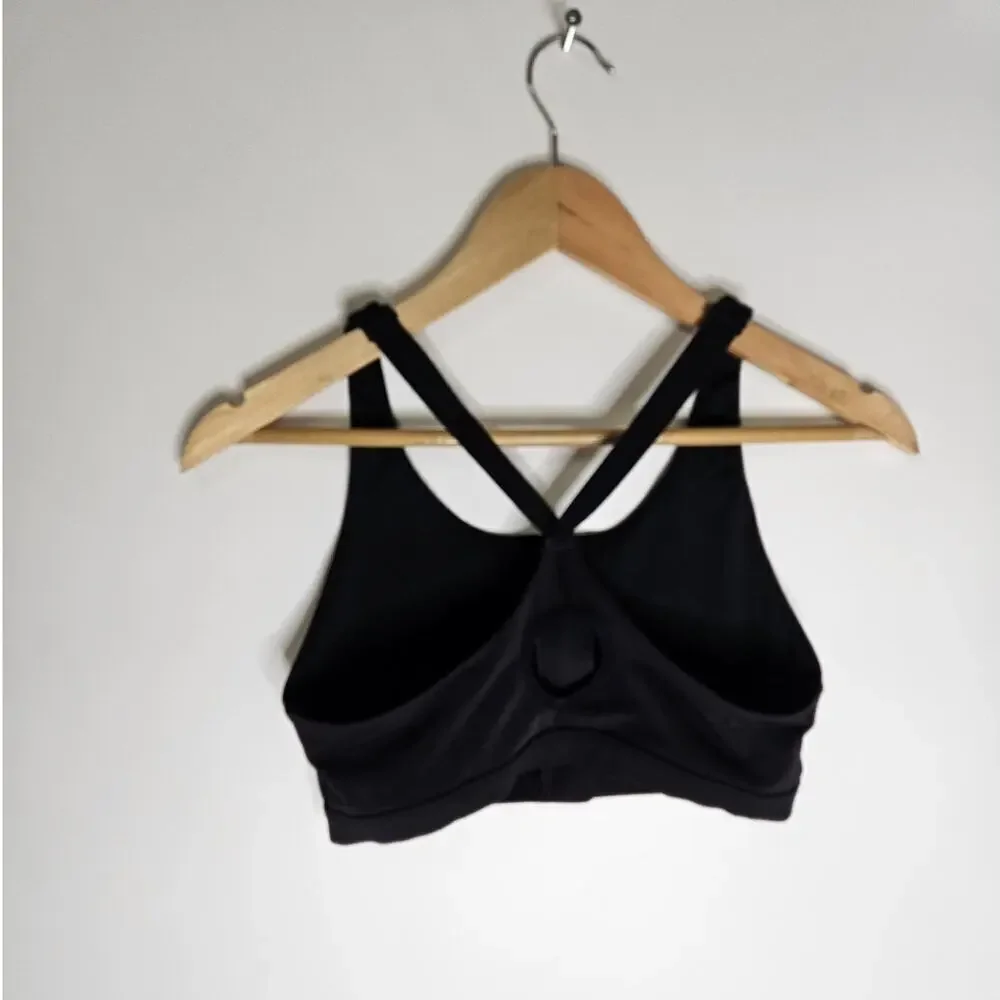 Gymshark Black Ruched Sports Bra Size Medium Support Athletic